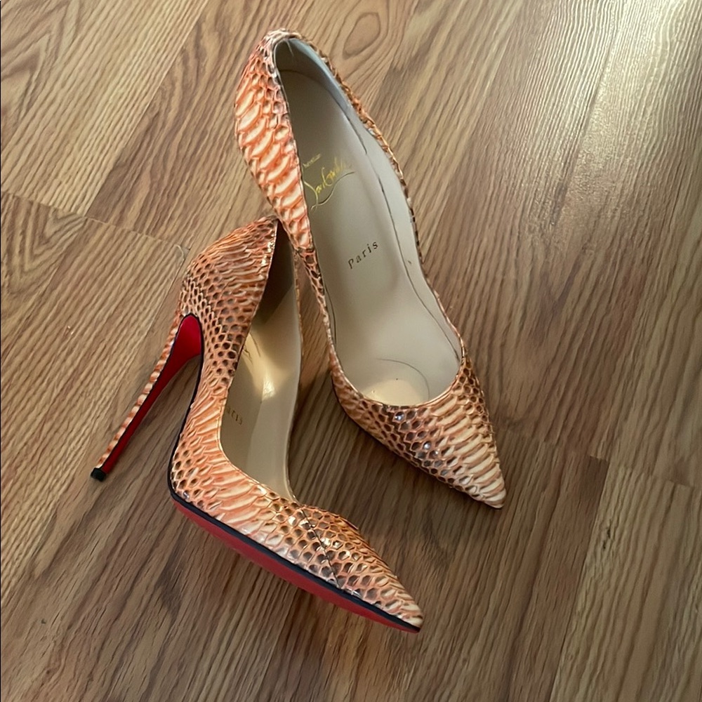 Christian Louboutin Nude So Kate Heels with Snakeskin Texture